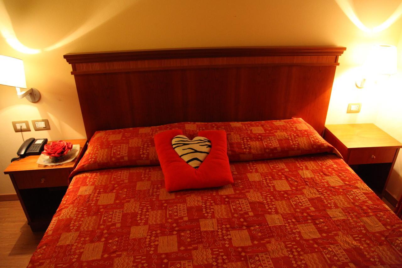 Hotel Il Borghetto Bariano المظهر الخارجي الصورة